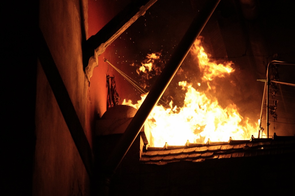 Pożar śmieci na balkonie przy ul.Orzeszkowej