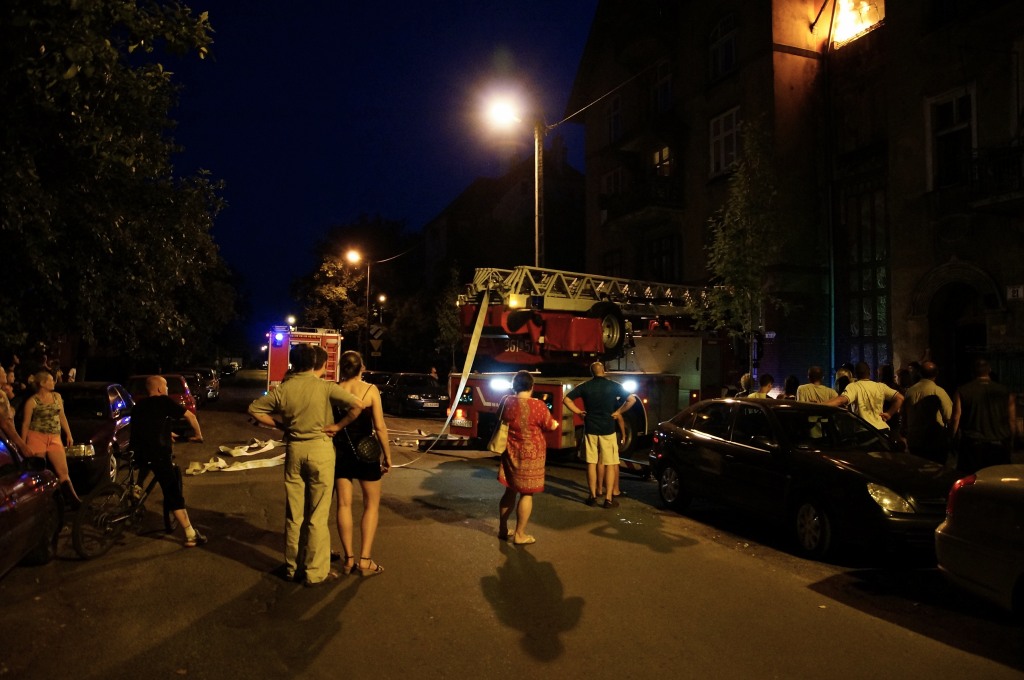 Pożar śmieci na balkonie przy ul.Orzeszkowej