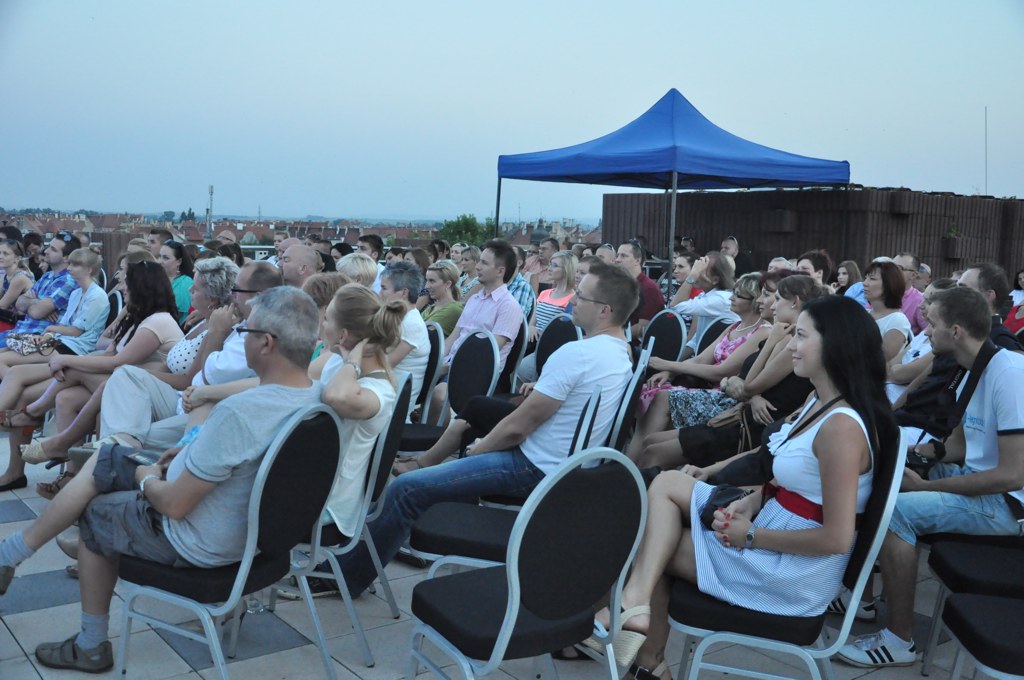 Czesław Zaśpiewał Solo Act