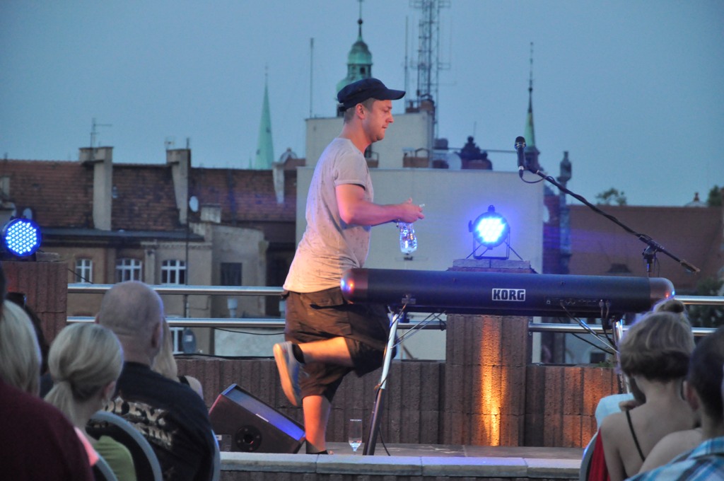 Czesław Zaśpiewał Solo Act