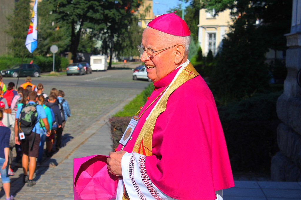 Piesza Pielgrzymka z Legnicy do Krzeszowa