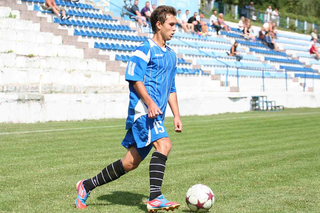 Efektowny start Konfeksu. Pięć goli w pół godziny!