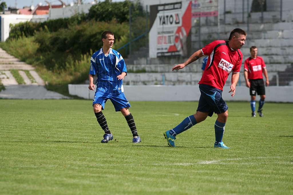 Efektowny start Konfeksu. Pięć goli w pół godziny!