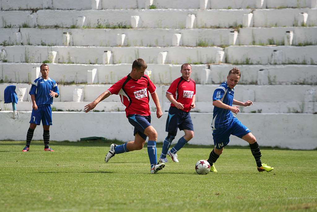 Efektowny start Konfeksu. Pięć goli w pół godziny!