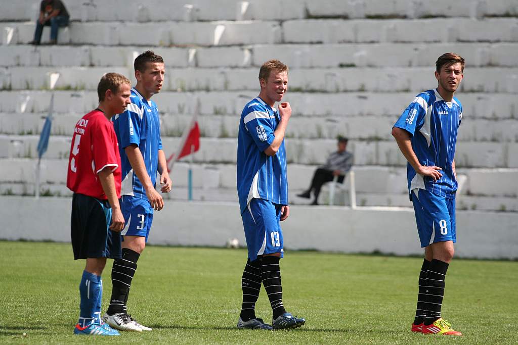 Efektowny start Konfeksu. Pięć goli w pół godziny!