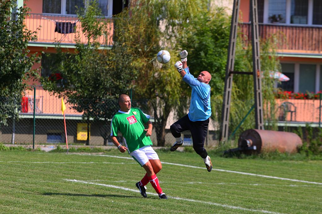 W Rosochatej grały byłe gwiazdy futbolu