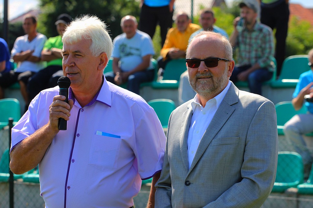 W Rosochatej grały byłe gwiazdy futbolu