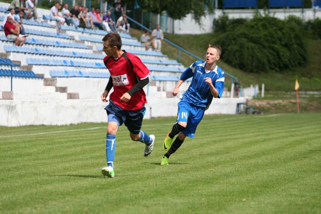 Efektowny start Konfeksu. Pięć goli w pół godziny!