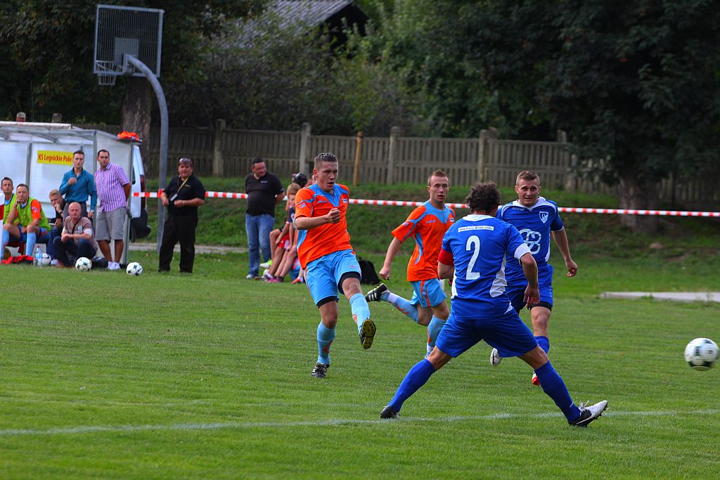 Okręgówka: KS Legnickie Pole - Czarni 2:0