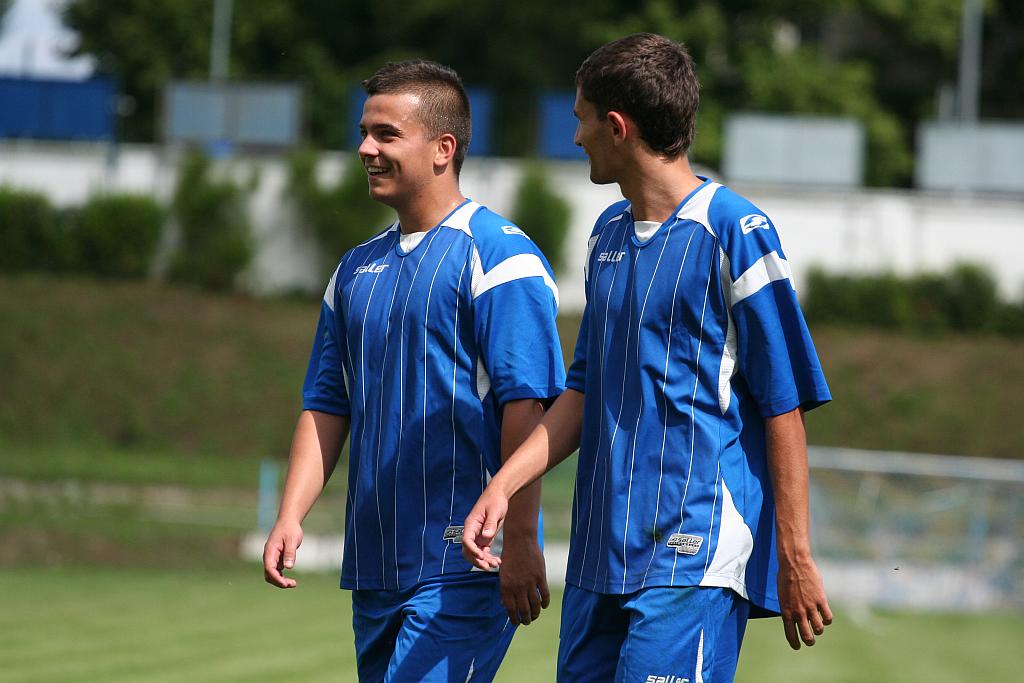 Efektowny start Konfeksu. Pięć goli w pół godziny!