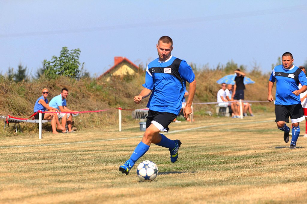 Klasa A: Błękitni - Prochowiczanka II 0:0