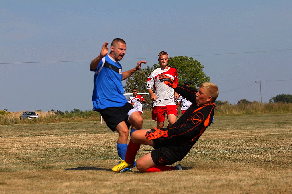 Klasa A: Błękitni - Prochowiczanka II 0:0