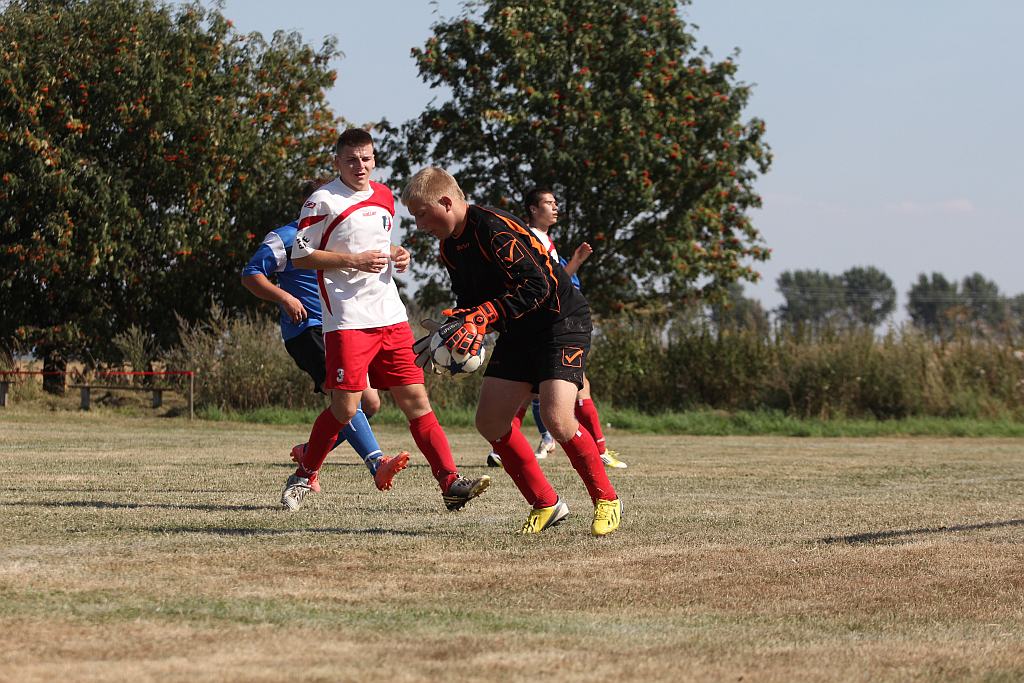 Klasa A: Błękitni - Prochowiczanka II 0:0