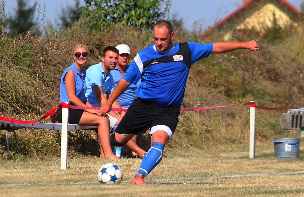 Klasa A: Błękitni - Prochowiczanka II 0:0