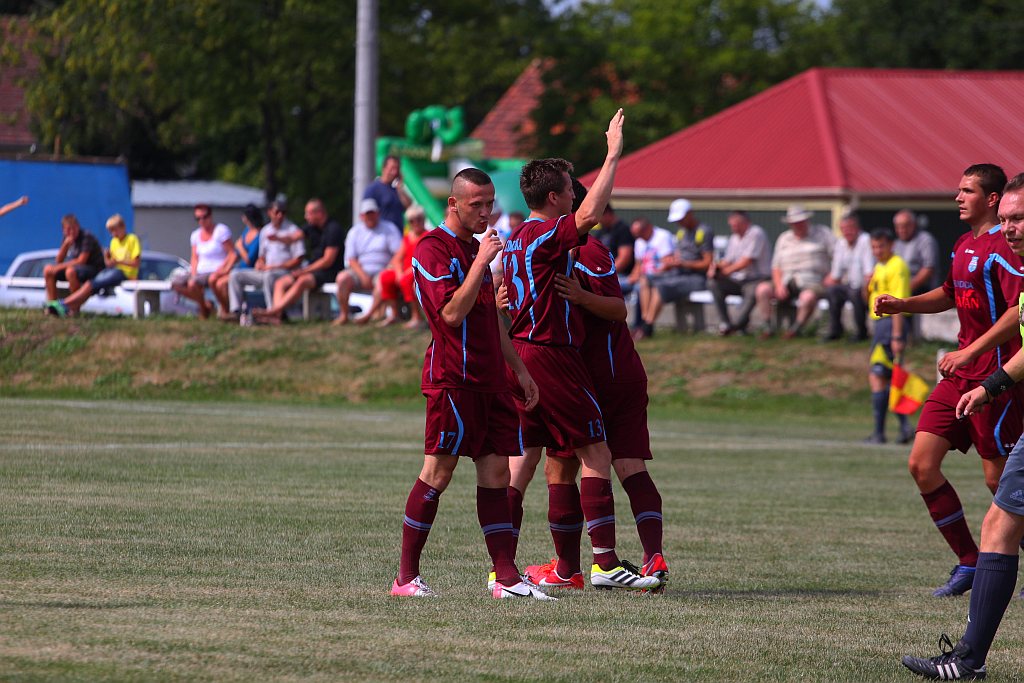 Klasa A: Dąb - Sokół 5:2