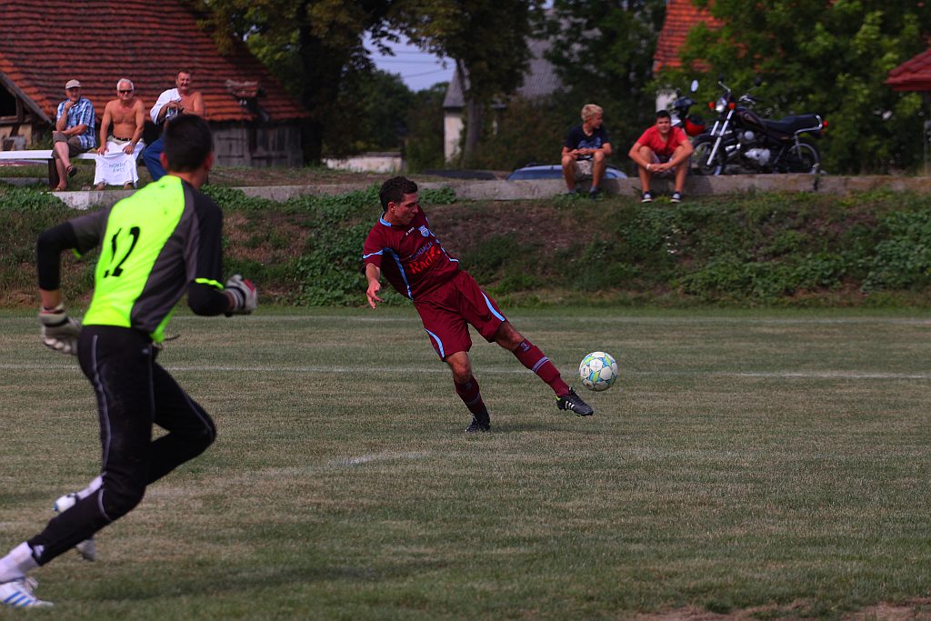 Klasa A: Dąb - Sokół 5:2