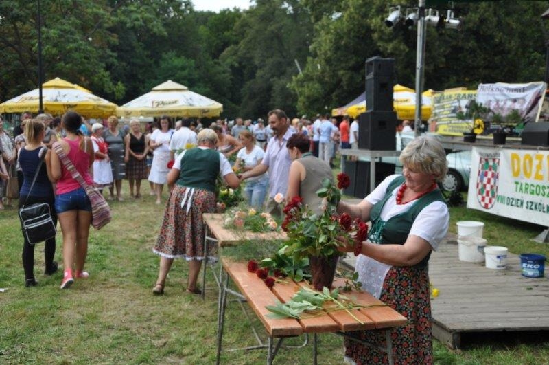 Szczepili drzewka i układali ikebany z kwiatów
