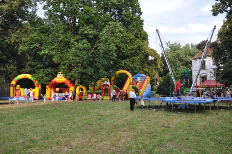 Szczepili drzewka i układali ikebany z kwiatów