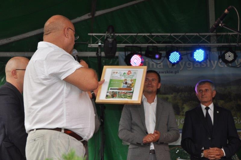 Szczepili drzewka i układali ikebany z kwiatów