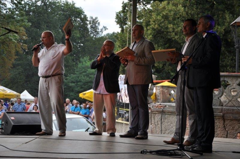 Szczepili drzewka i układali ikebany z kwiatów