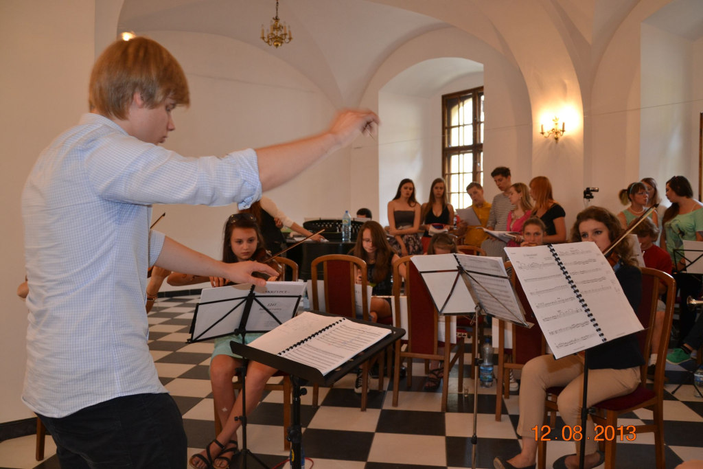 Młodzież Tworzy Musical w Parku Miejskim