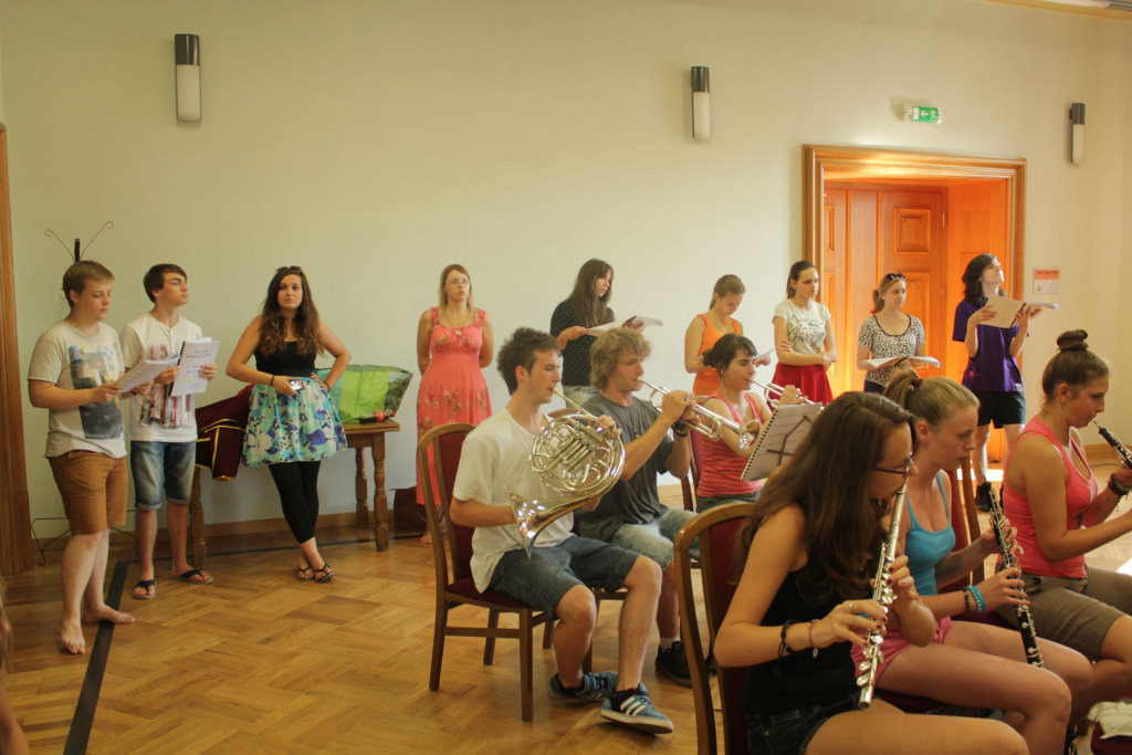 Młodzież Tworzy Musical w Parku Miejskim