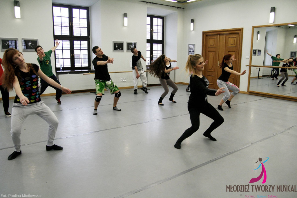 Młodzież Tworzy Musical w Parku Miejskim
