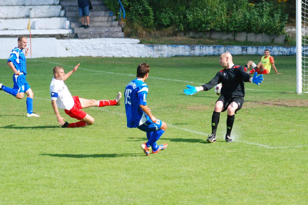 Wstydliwa porażka Konfeksu z beniaminkiem