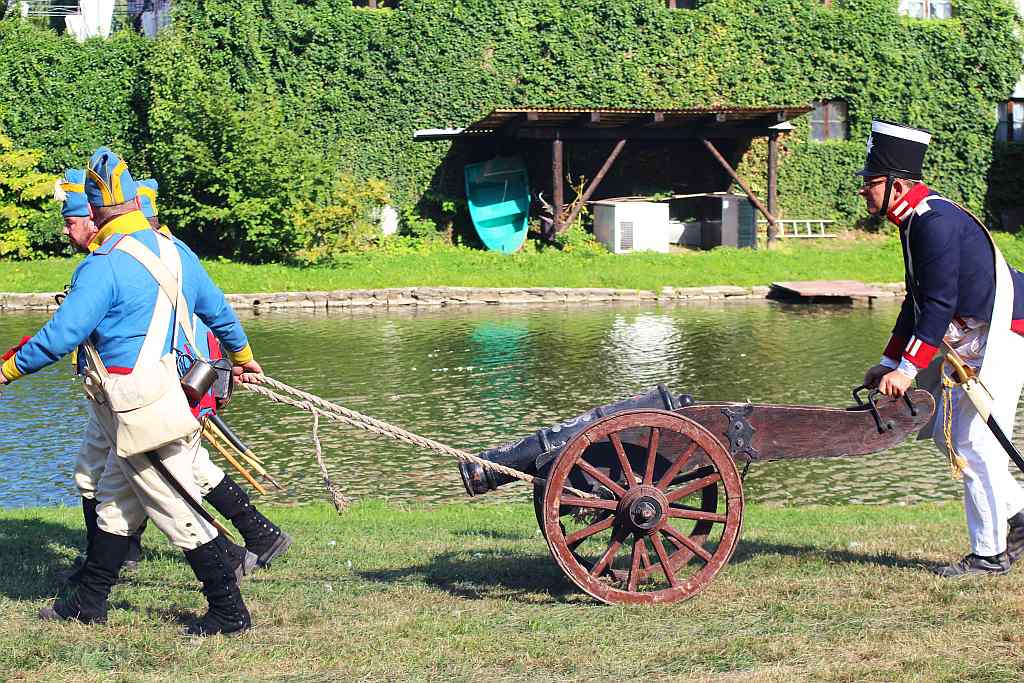 Biwak historyczny w Warmątowicach