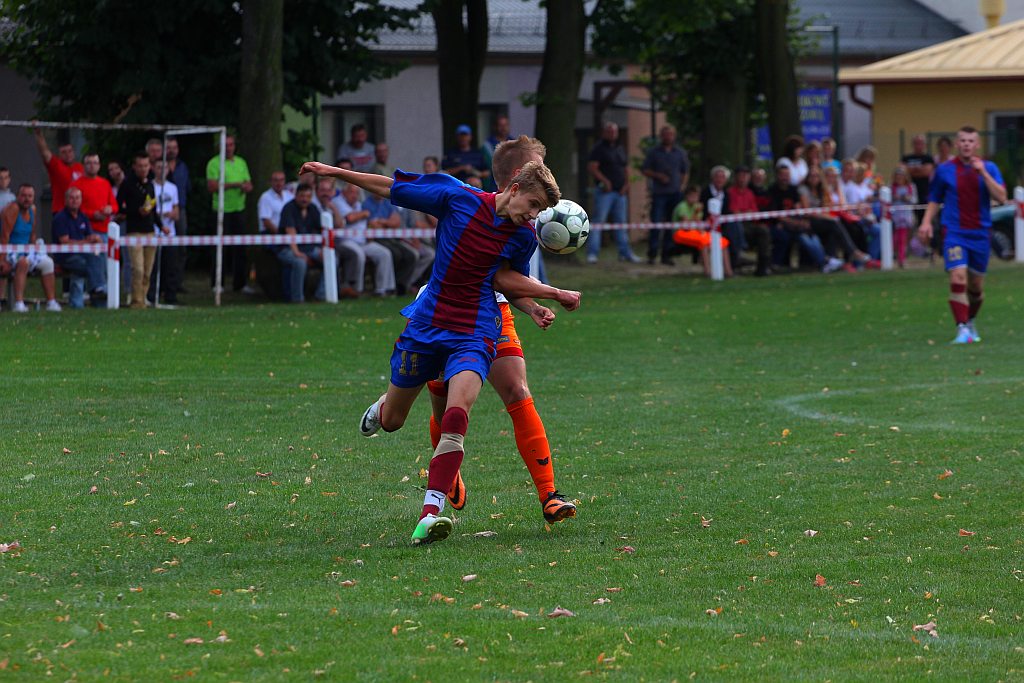 Okręgówka: KS Legnickie Pole - Chrobry II 4:0