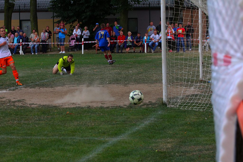Okręgówka: KS Legnickie Pole - Chrobry II 4:0
