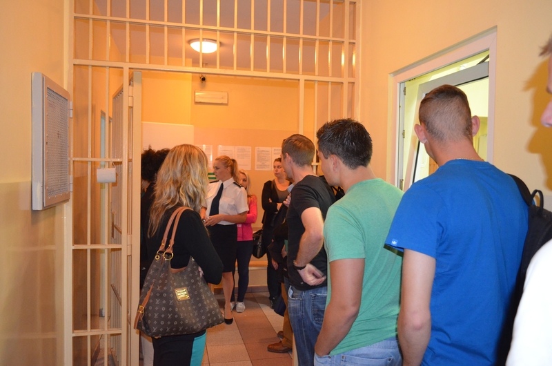 Policjanci zza Odry odwiedzili legnicką komendę