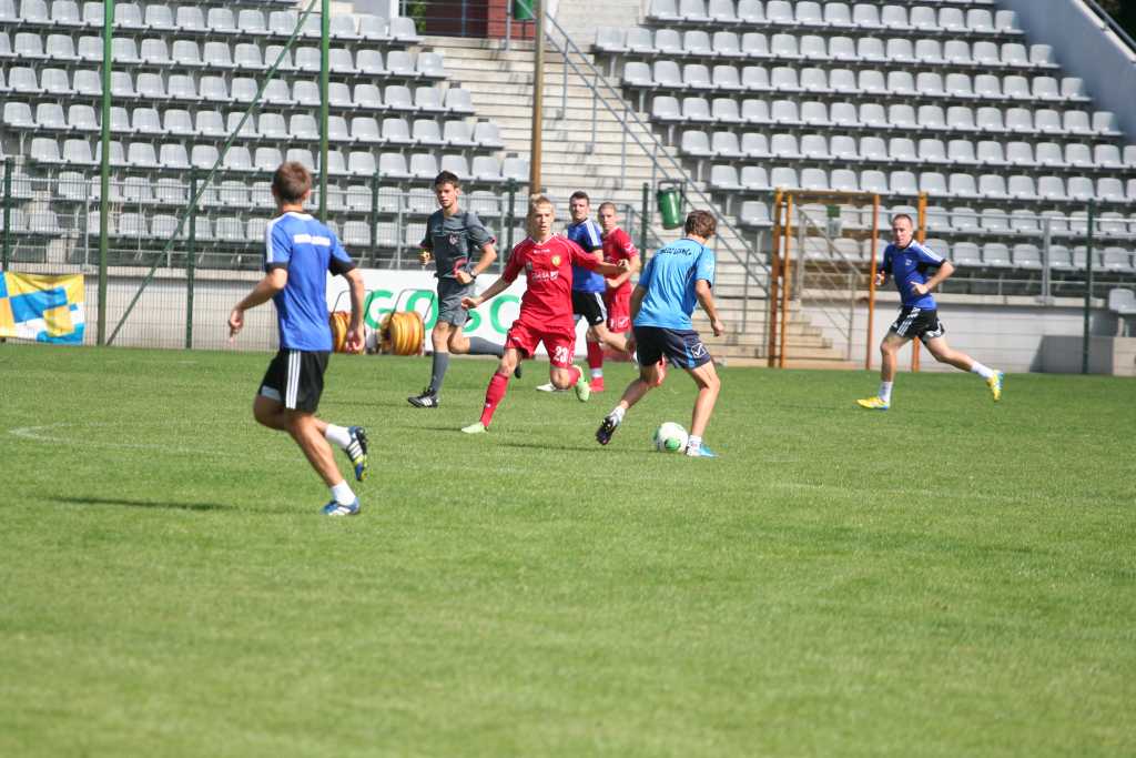 Juniorzy Miedzi sprawdzili formę starszych kolegów