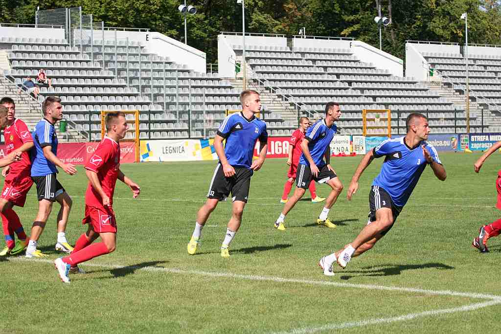 Juniorzy Miedzi sprawdzili formę starszych kolegów