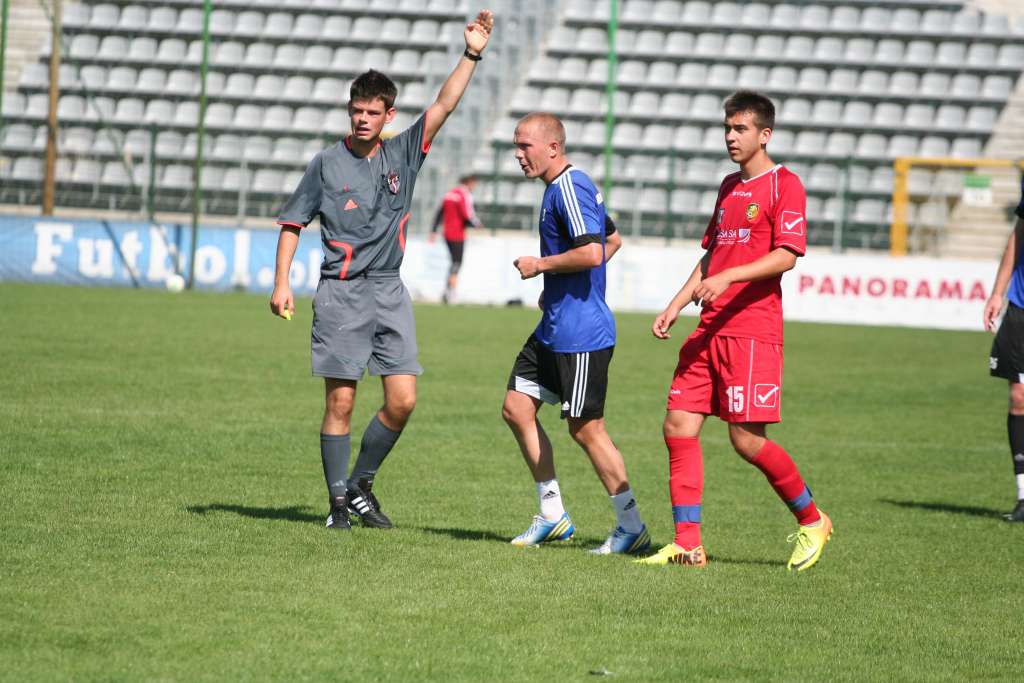 Juniorzy Miedzi sprawdzili formę starszych kolegów