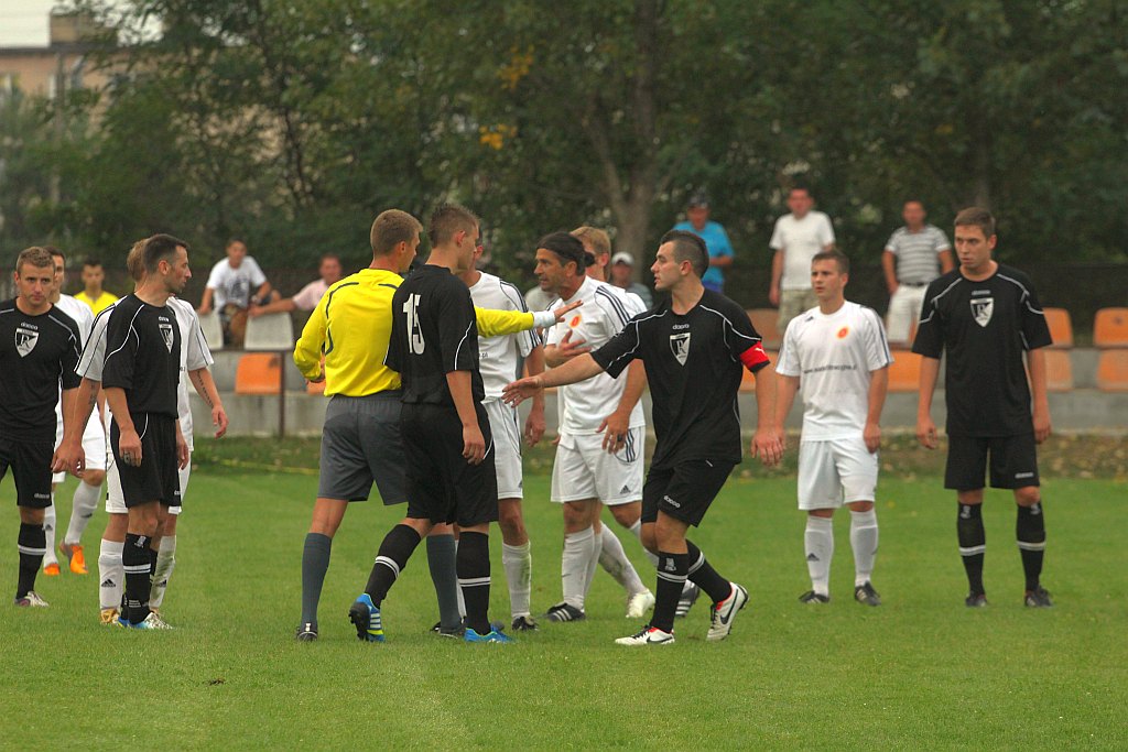 Okręgówka: Czarni - Iskra 1:2