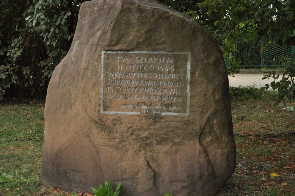 Odcienie Czerwieni - Ślady Obecności