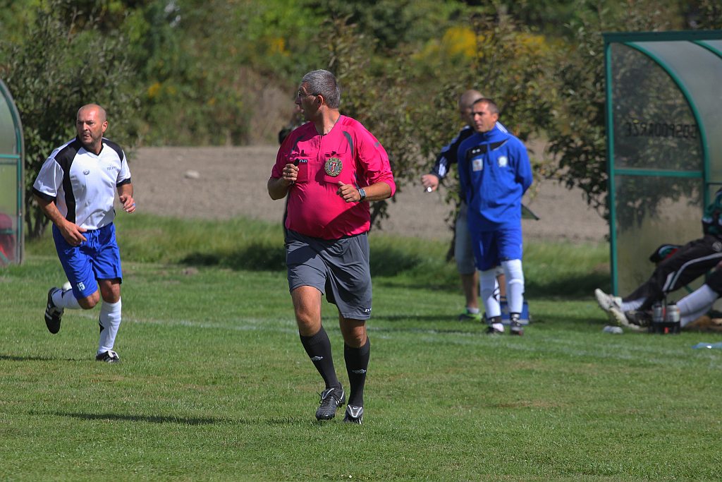 Klasa A: Albatros - Przyszłość 0:0