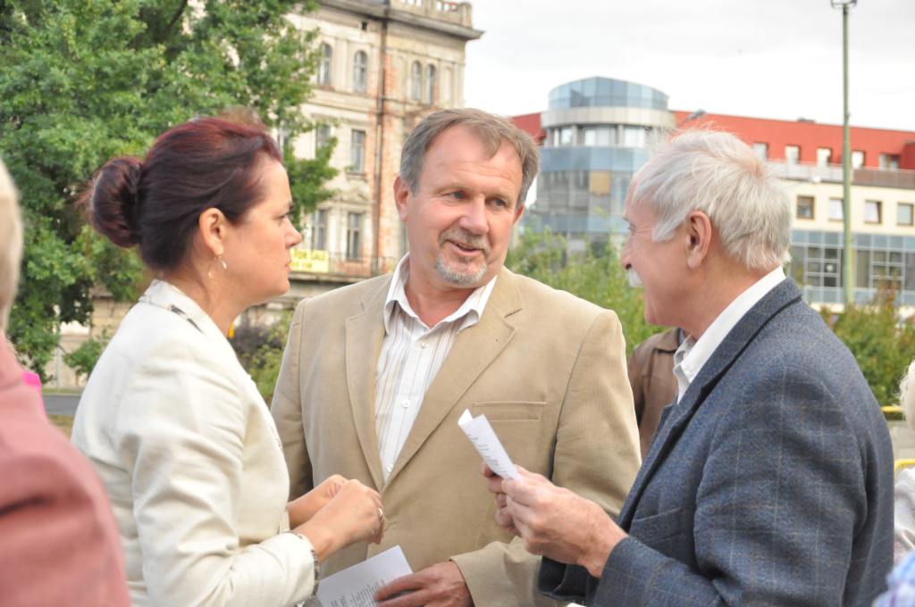 Chcą pozbyć się pomnika z Placu Słowiańskiego