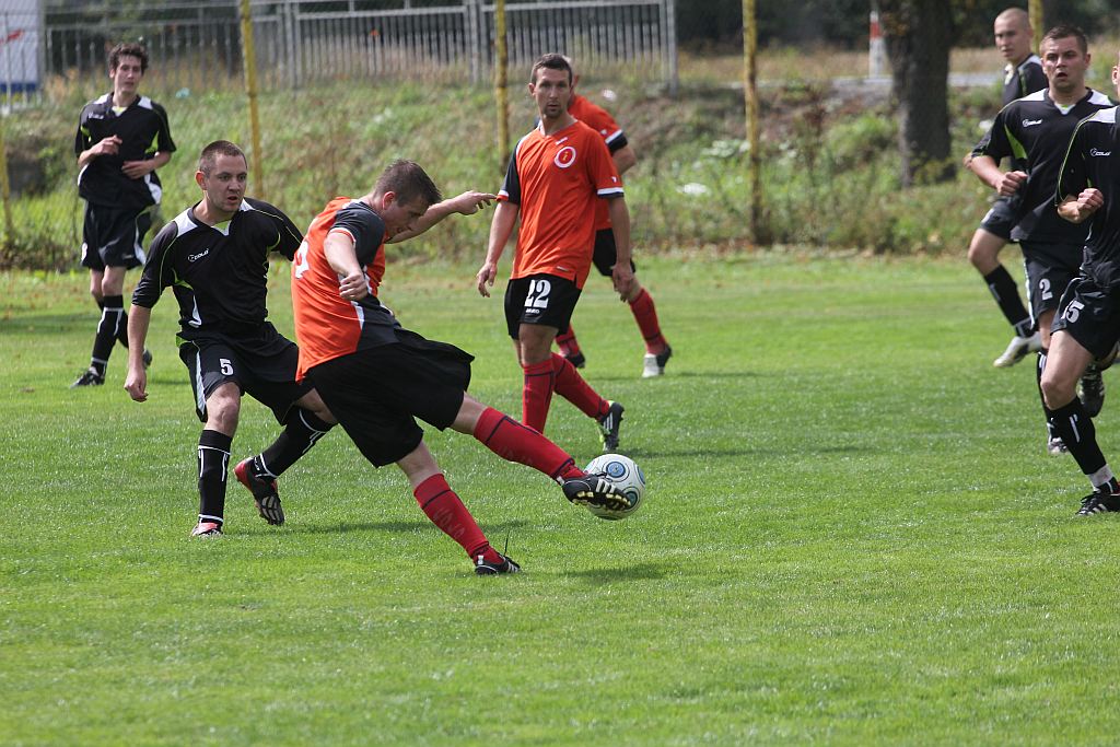 Klasa B: Iskra II - Czarni 0:1