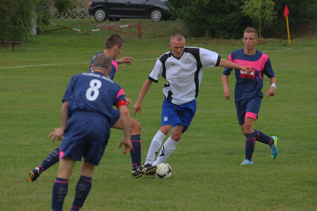 Klasa A: Albatros - Przyszłość 0:0