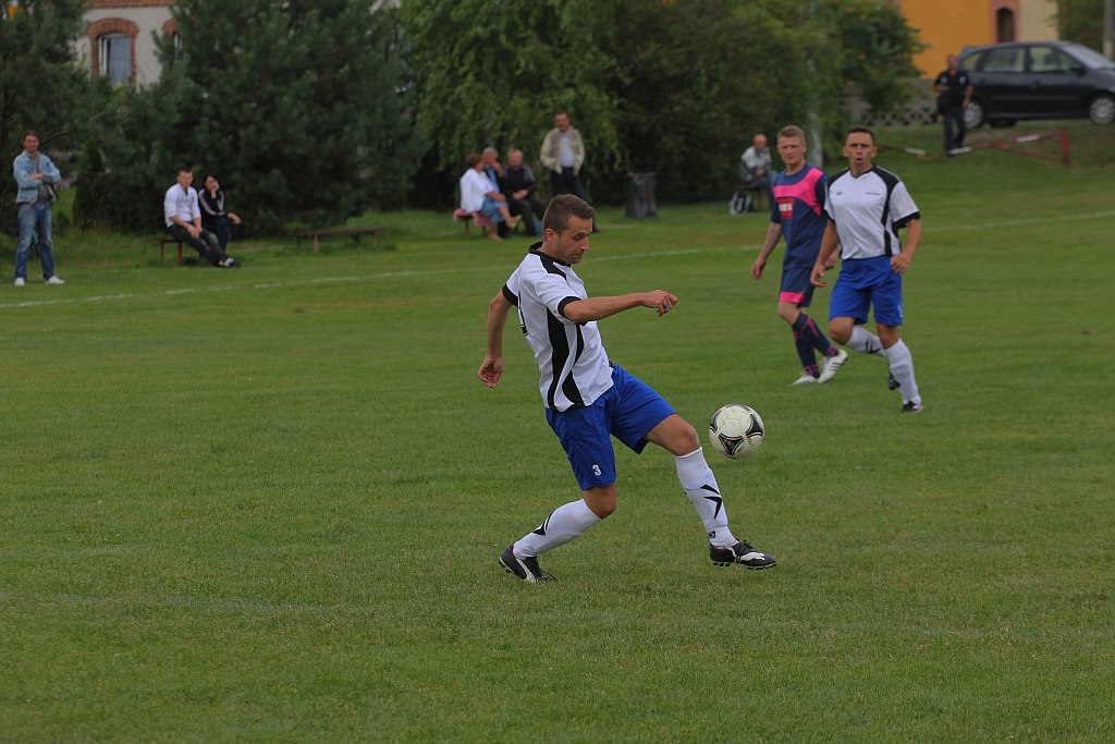 Klasa A: Albatros - Przyszłość 0:0
