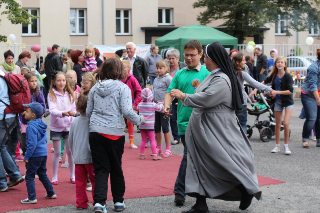 Festyn integracyjny Katolickiej Szkoły Podstawowej