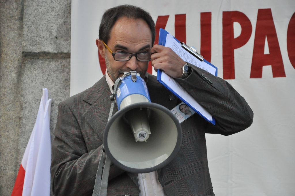 Chcą pozbyć się pomnika z Placu Słowiańskiego