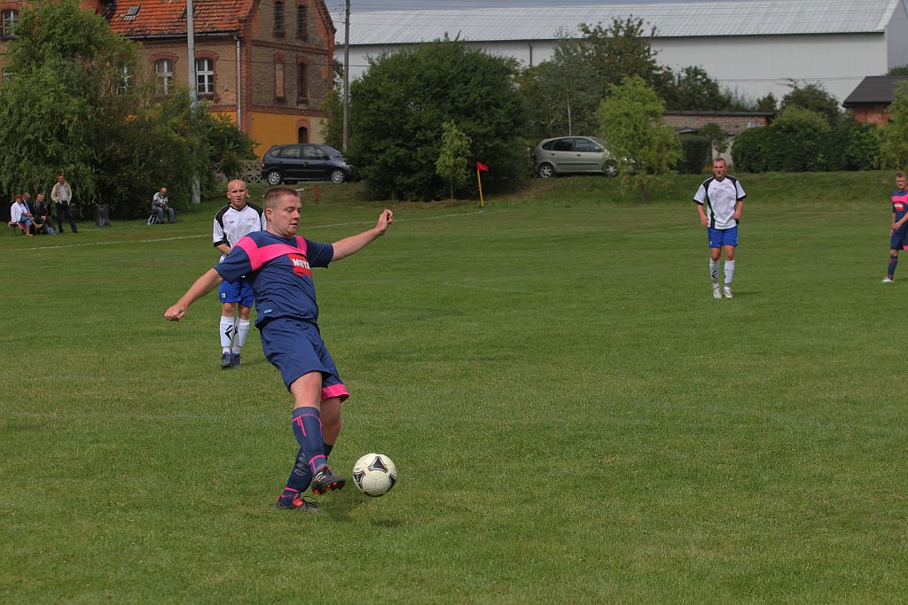 Klasa A: Albatros - Przyszłość 0:0