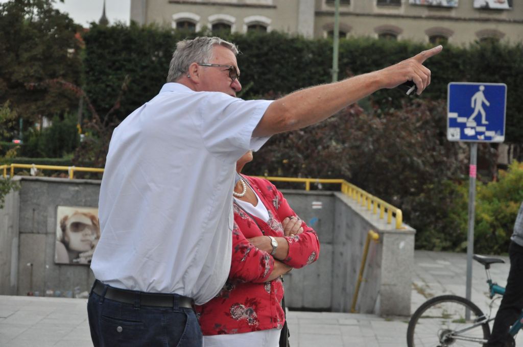 Chcą pozbyć się pomnika z Placu Słowiańskiego