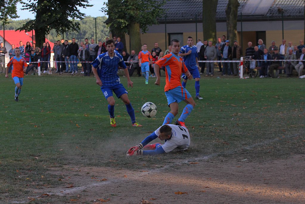 Okręgówka: KS Legnickie Pole - Konfeks 0:5