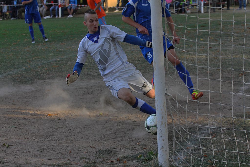 Okręgówka: KS Legnickie Pole - Konfeks 0:5
