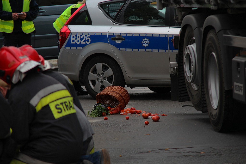 Potrącenie rowerzystki na Jaworzyńskiej