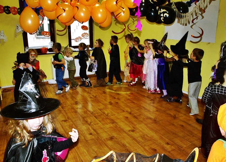 Czy warto zapisać dziecko na kurs języka obcego?